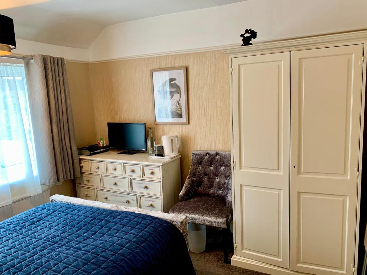 Sw Bed & Breakfast Swindon Zewnętrze zdjęcie