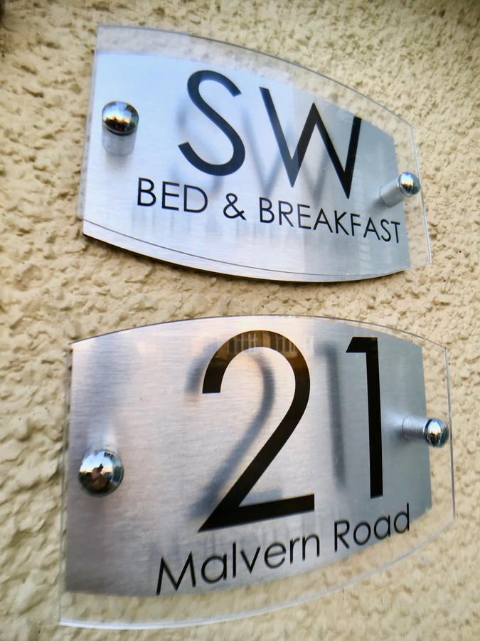 Sw Bed & Breakfast Swindon Zewnętrze zdjęcie