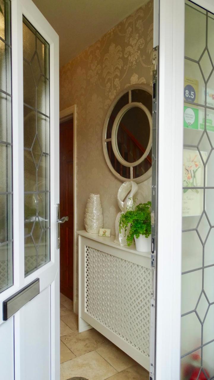 Sw Bed & Breakfast Swindon Zewnętrze zdjęcie